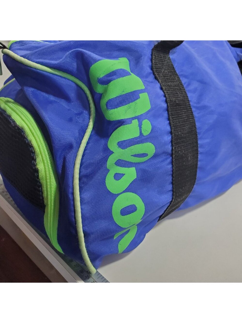 Wilson Blue Nylon Duffle Vintage Gym Bag Neon Green Travel Zippered - Picture 11 of 16